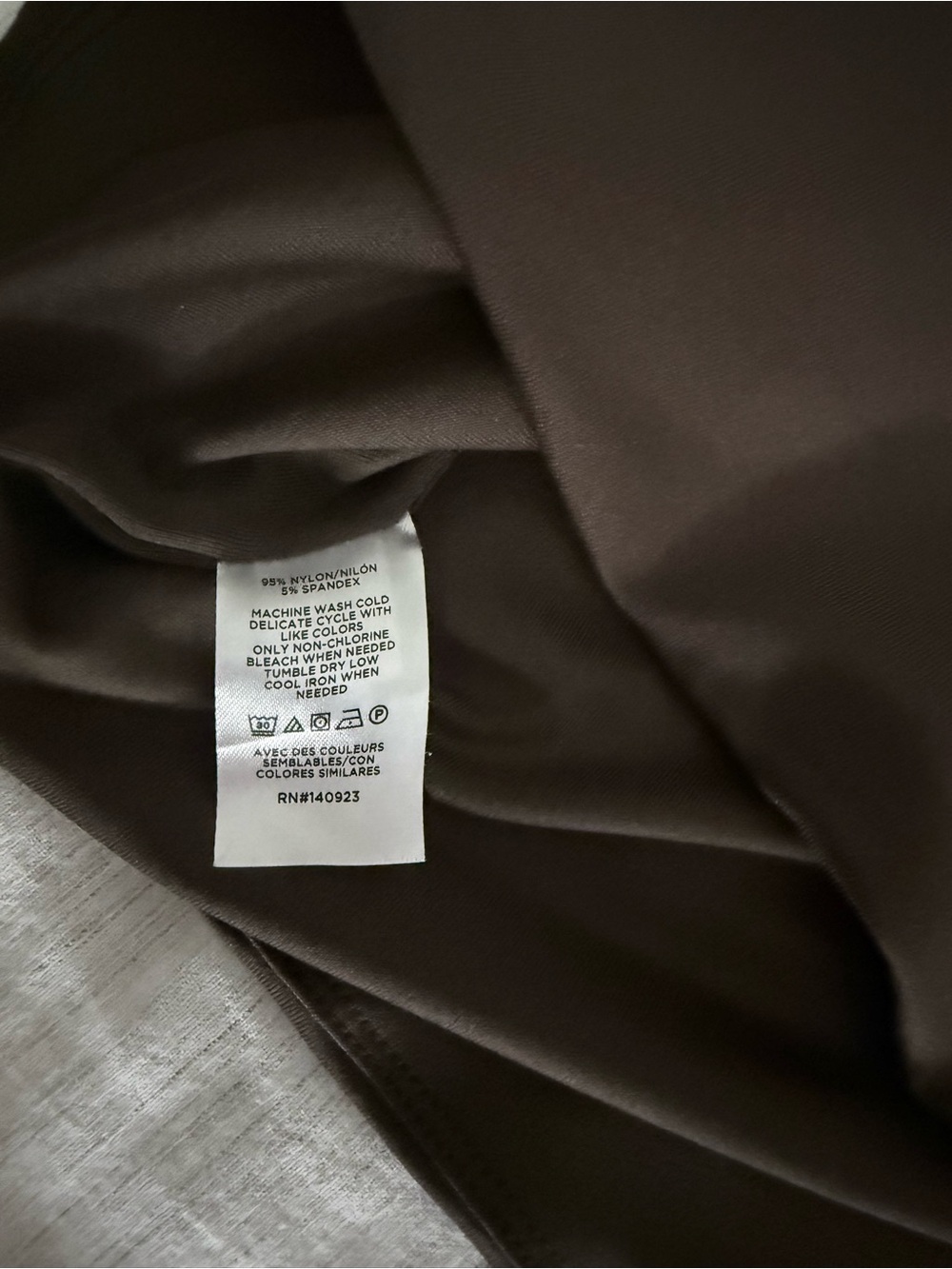 Like new LOFT Versa Square neck tshirt medium - Picture 3 of 5